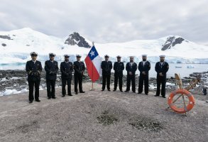 Capitanía de Puerto “Bahía Paraíso” lleva 26 años ejerciendo soberanía en el territorio chileno antártico