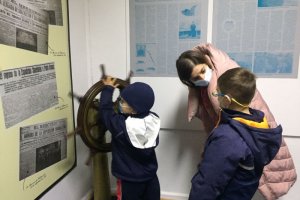 Establecimientos educacionales de Punta Arenas visitan el Museo Naval y Marítimo en el marco del Mes del Mar