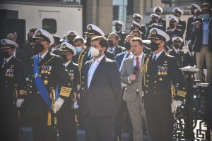 Más de 2300 efectivos de las FF.AA. Orden y Seguridad rindieron honores a los Héroes de Iquique en Valparaíso