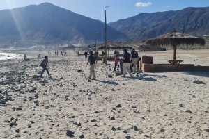 Realizan limpieza de playas por el “Día Internacional del Medio Ambiente”