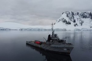 Unidades Navales ya realizan acciones operativas en el Territorio Chileno Antártico