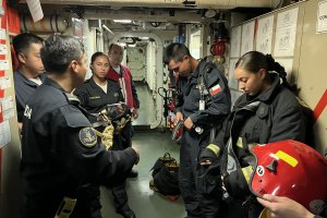 Cadetes de segundo año realizan embarco profesional en la Fragata “Almirante Riveros”