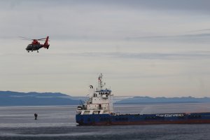 Quinta Zona Naval  efectuó en tiempo real simulacro de emergencias múltiples marítimas en la bahía de Puerto Montt