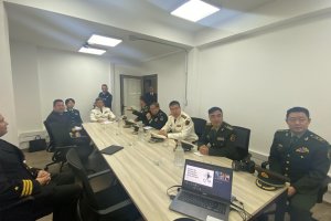Comisión de las Fuerzas Armadas de China visita el Centro de Innovación Tecnológica de la Armada