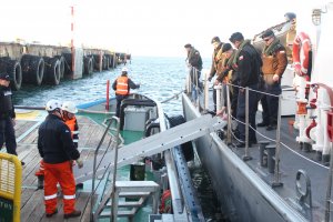 Armada de Chile coordina exitoso operativo de rescate en Canal Smyth