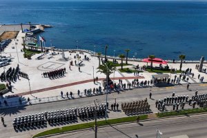 Autoridades navales y la comunidad del puerto de Talcahuano recuerdan captura de la fragata Reina María Isabel