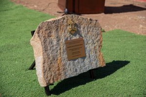 Develamiento primera piedra del monumento al Sargento Aldea