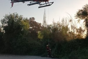 Armada apoya Carabineros de Chile en rescate de menores en el río Aconcagua