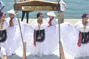 Buque Escuela Esmeralda arriba a México y hará entrega de busto del Capitán Prat