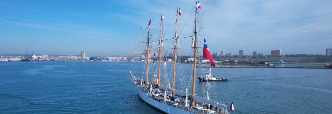 Buque Escuela (BE) “Esmeralda” recala al puerto argentino de Mar del Plata