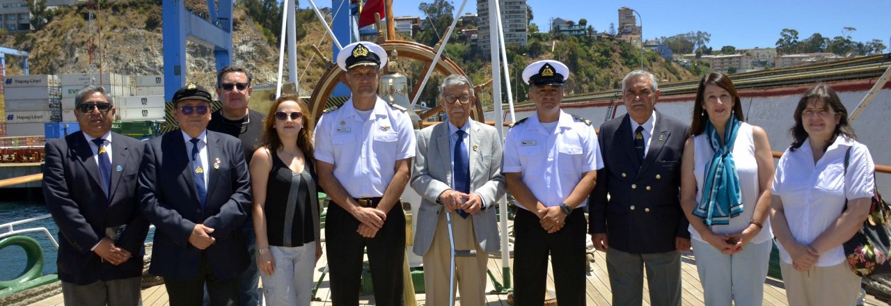 <p>Ex Suboficial Mayor de 97 años visitó Buque Escuela (BE) “Esmeralda”</p>